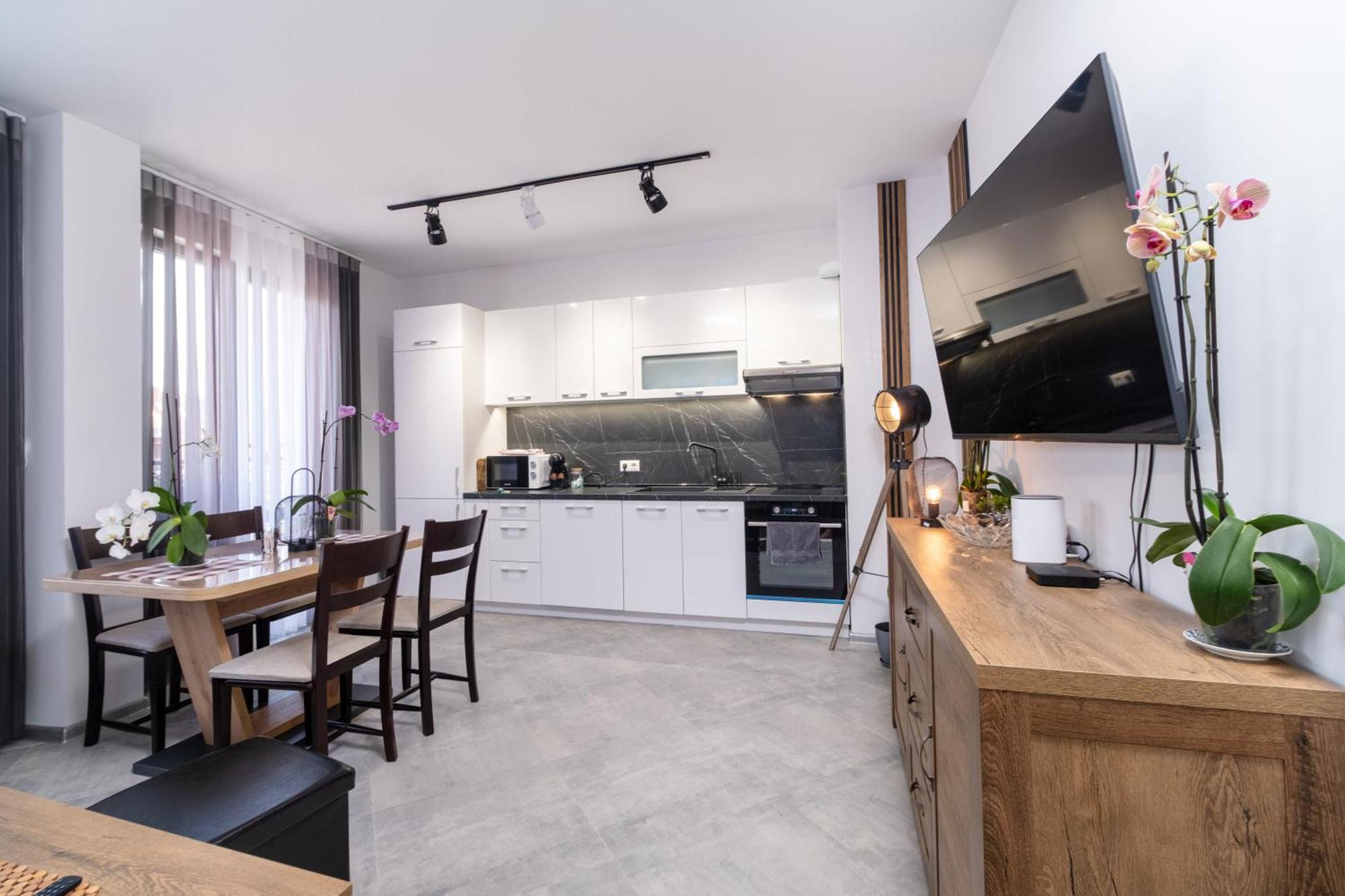 1-Bedroom Apartment With Free Private Parking Plovdiv Exterior photo